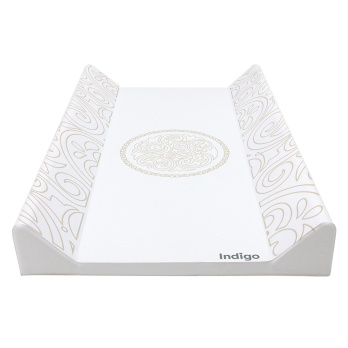 Доска для пеленания INDIGO 780*450*80 белый с принтом