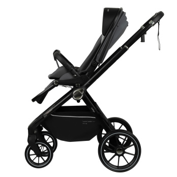 Коляска прогулочная Indigo GLOSS 